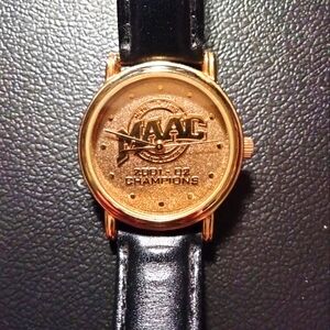 Rare Vintage Women's 2001-02 Metro Atlantic AATC Champions Watch